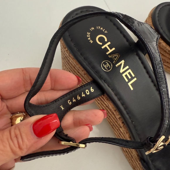 CHANEL Black Patent leather Cork Heel Platform Wedges CC Logo - Picture 9 of 10
